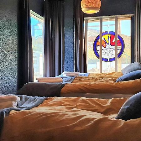 The Bank Sleeping Guesthouse Neskaupstaður Dış mekan fotoğraf