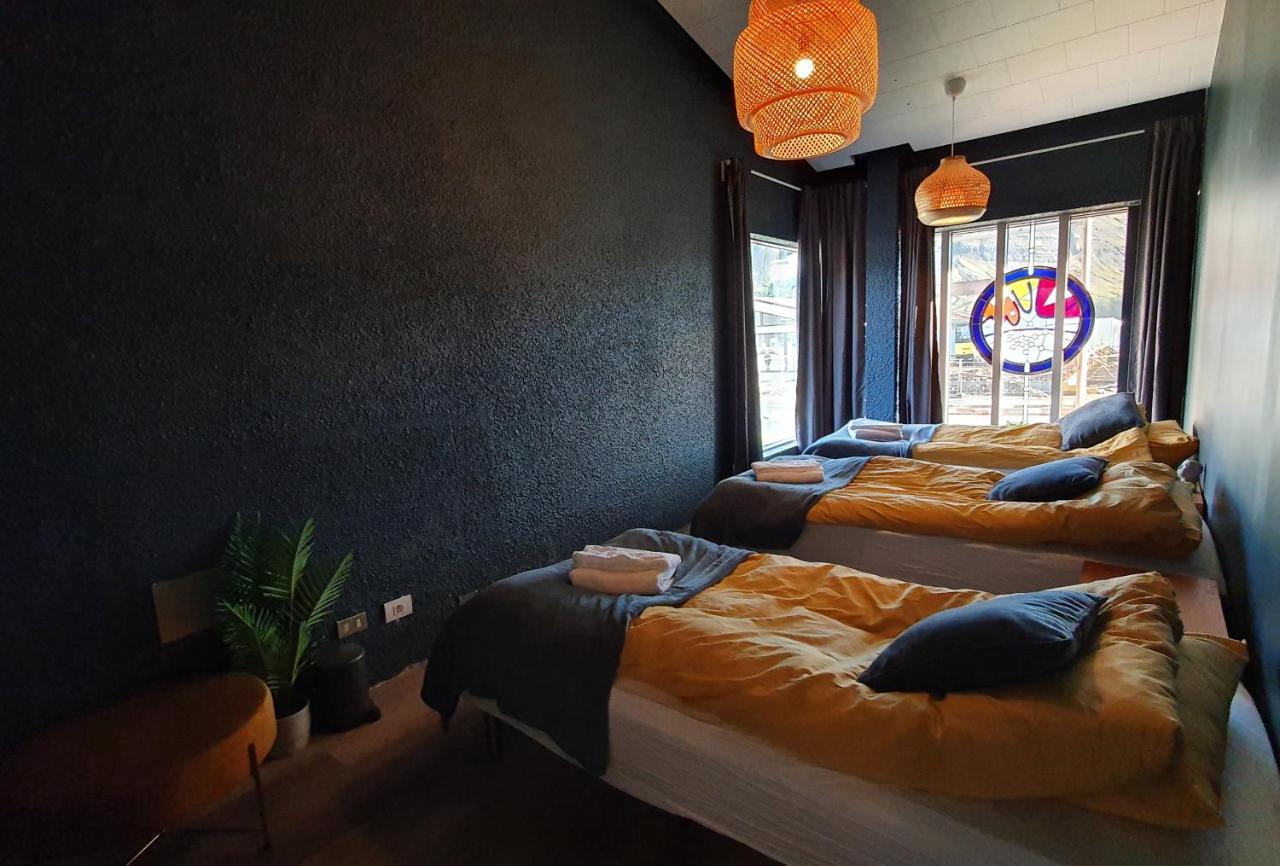 The Bank Sleeping Guesthouse Neskaupstaður Dış mekan fotoğraf