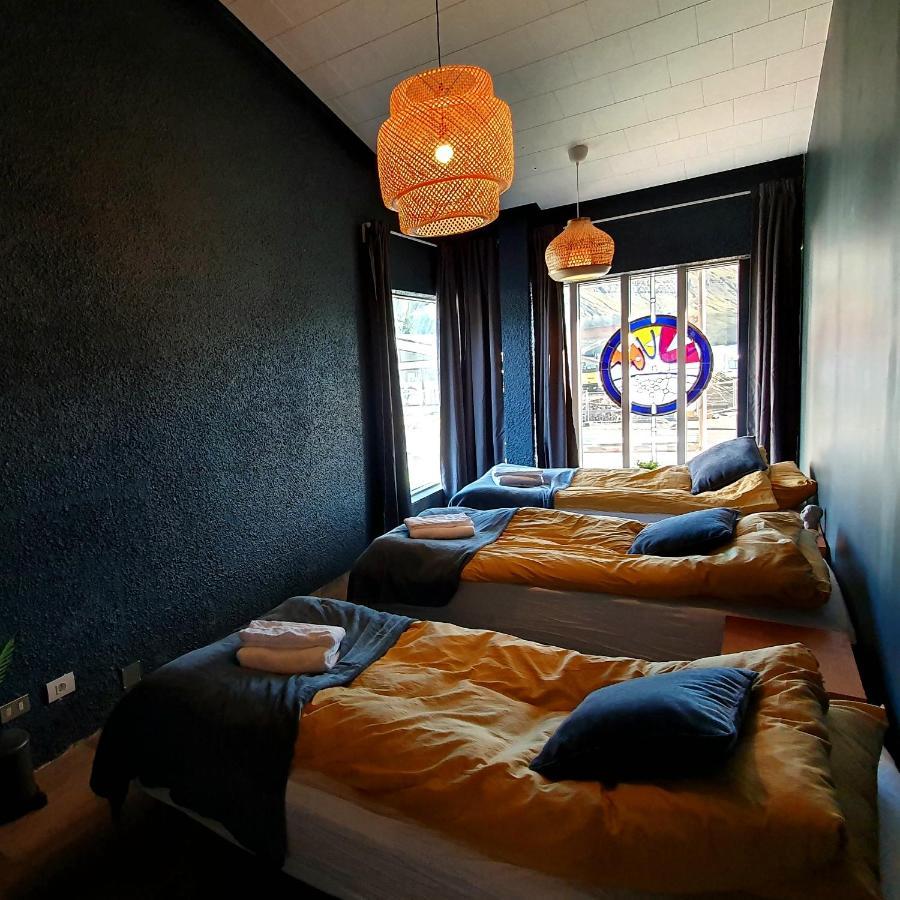 The Bank Sleeping Guesthouse Neskaupstaður Dış mekan fotoğraf
